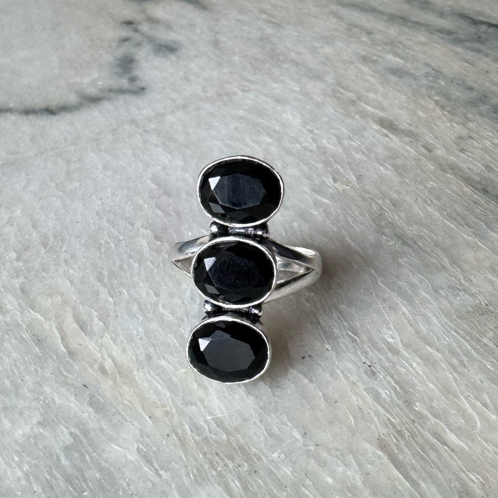NWOT Sundance Midnight Dream Ring, Onyx, Sterling Silver